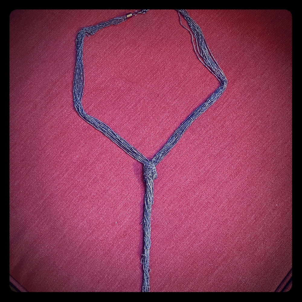 NEW! Beautiful gun metal long necklace
